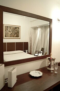 Blue Sea Hotel Alimos