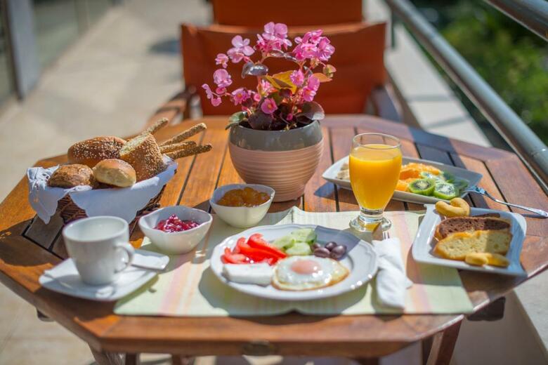 Minavra Hotel