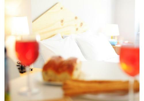 Live In Athens, Psyrri Central Apartments