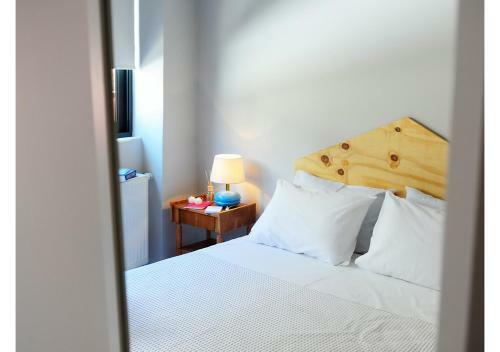 Live In Athens, Psyrri Central Apartments