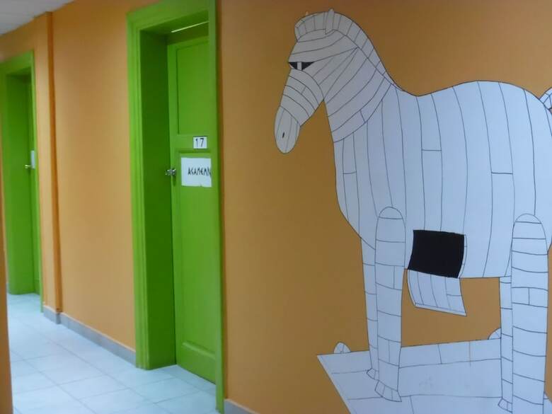 Zeus Hostel