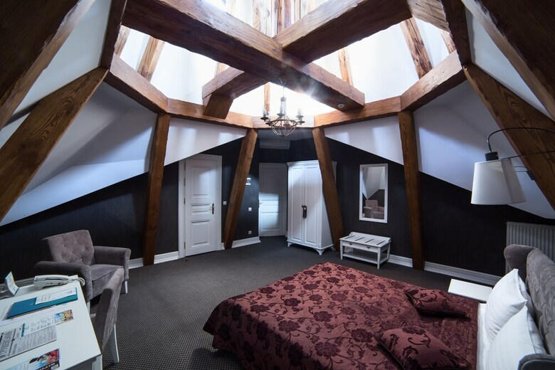 Modern Art Hotel