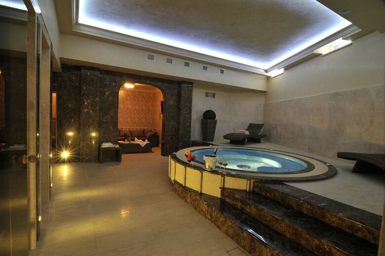Nobilis Hotel
