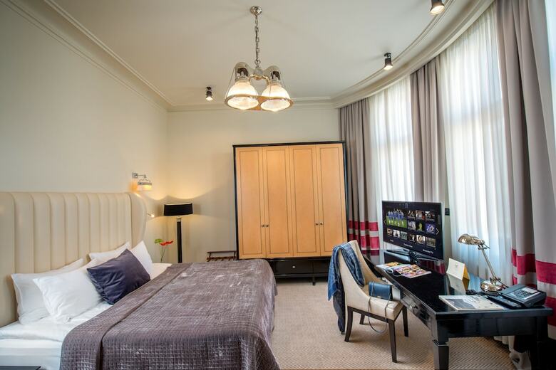 Astoria Hotel