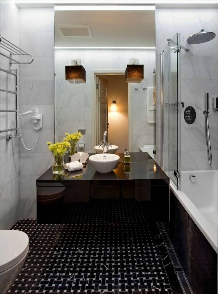 Astoria Hotel
