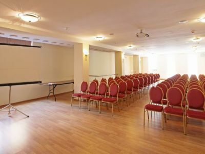 Hotel Reikartz Dworzec Lviv