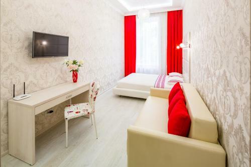 Crystal Apartments