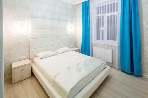 Crystal Apartments