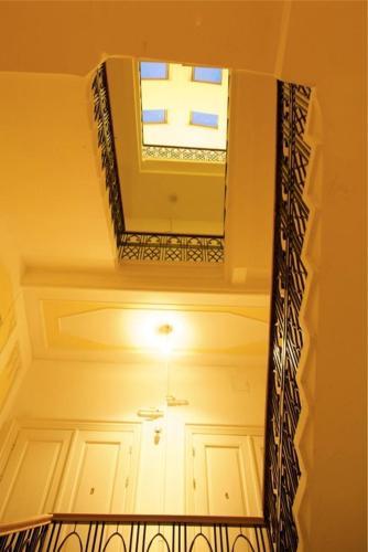 Deluxe Hostel Under The Roof