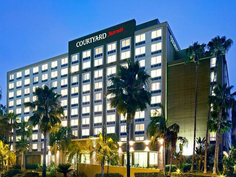 Hotel Courtyard Mission Valley