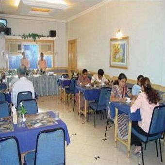 Avion Hotel