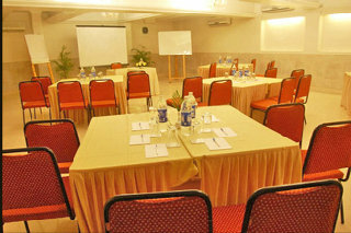 Avion Hotel