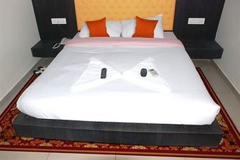 Hostal Hotel Adore Inn