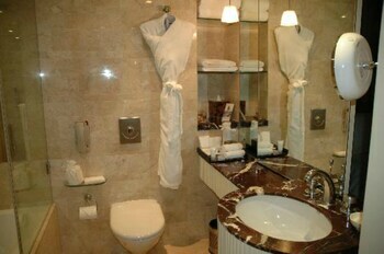 Hotel The Leela Mumbai