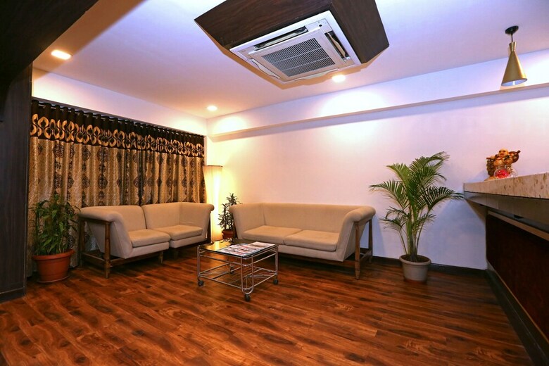 Hotel Shantiidoot