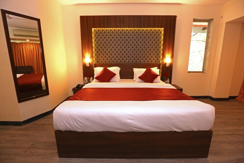 Hotel Shantiidoot
