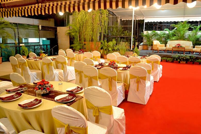 Aparthotel The Emerald - Hotel & Executive Apartments
