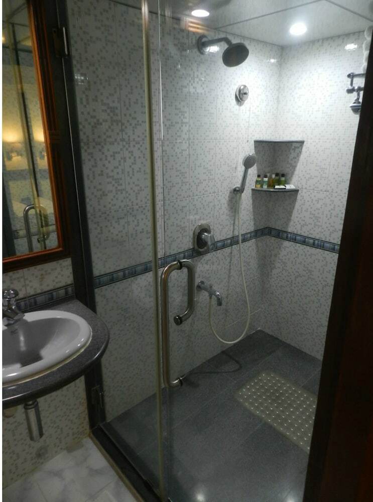 Aparthotel The Emerald - Hotel & Executive Apartments