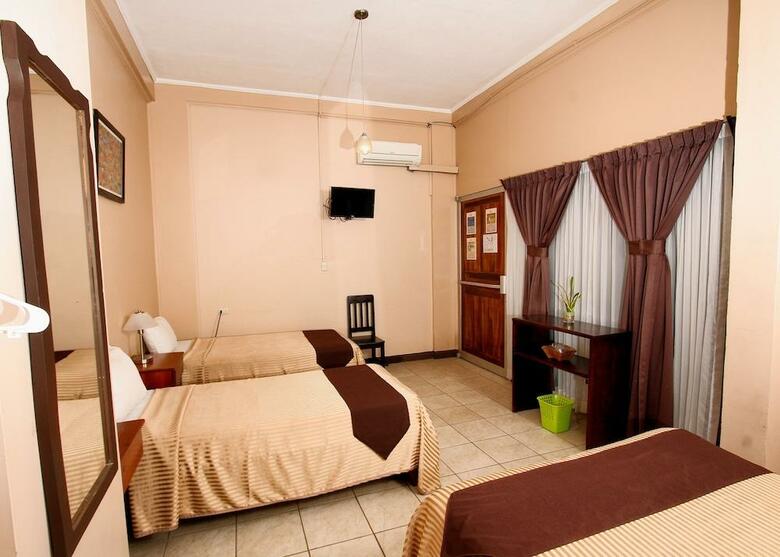 Hotel Las Colinas