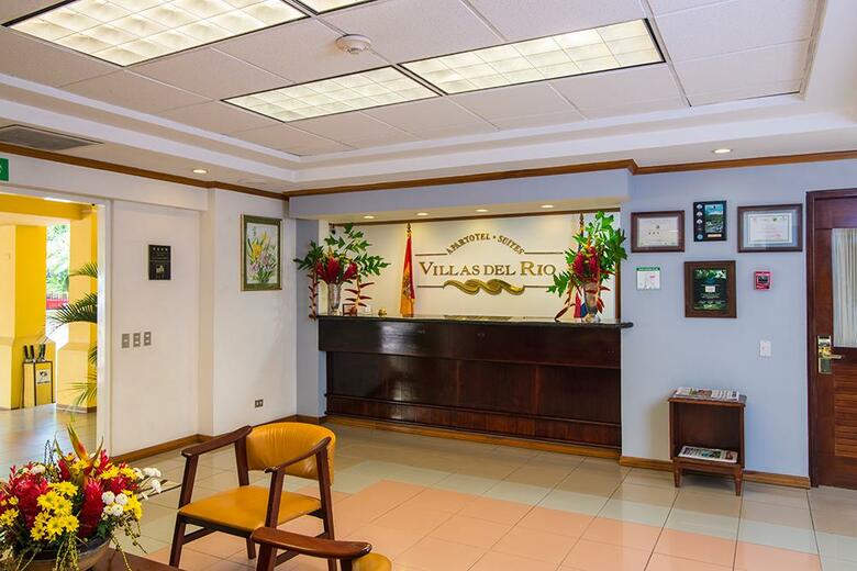 Hotel Apartotel & Suites Villas Del R�o