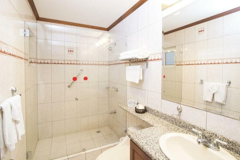 Hotel Apartotel & Suites Villas Del R�o
