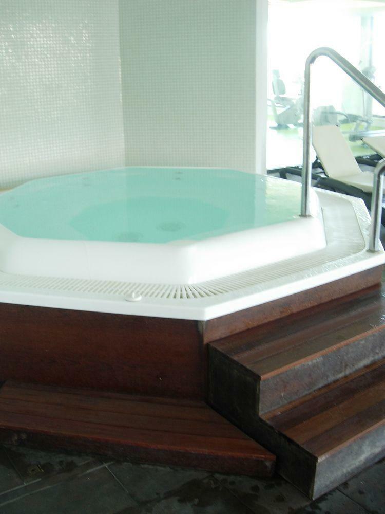 �gua Hotels Riverside