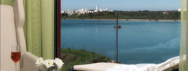 �gua Hotels Riverside