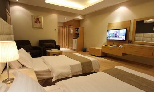 Apartamento Meraa Suites