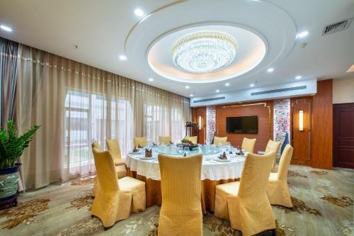 Yanling Hotel