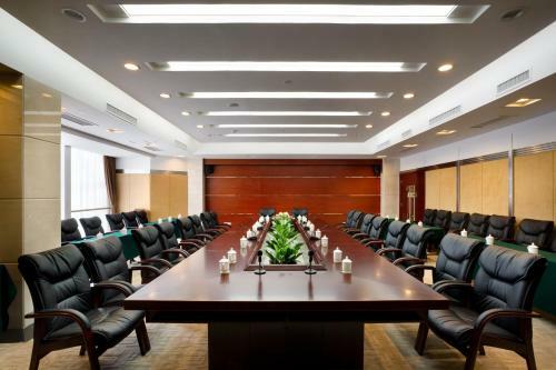 Yanling Hotel