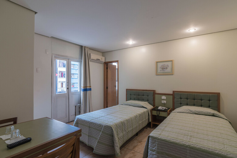 Cinel�ndia Hotel