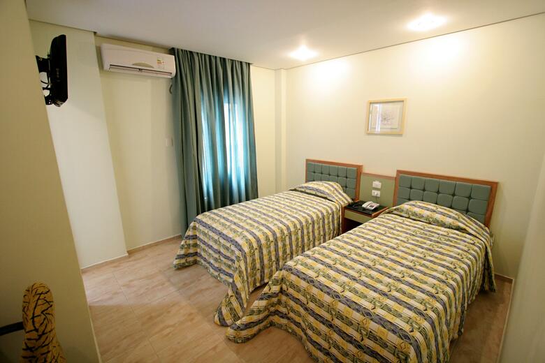 Cinel�ndia Hotel