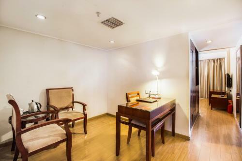 Movie Star Hotel
