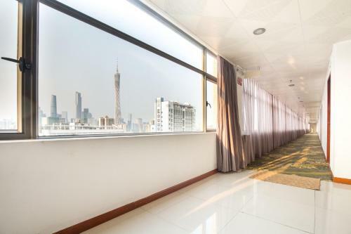 Movie Star Hotel