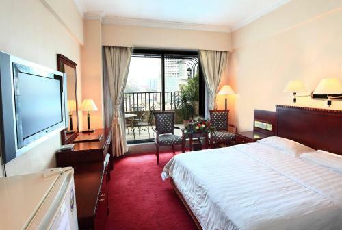 United Star Hotel