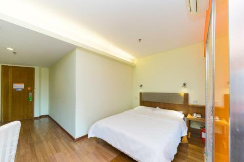 Hotel Yile Road Garden Inn