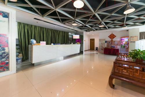 Hotel Yile Road Garden Inn