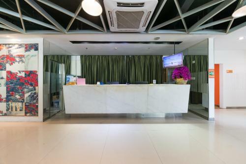 Hotel Yile Road Garden Inn