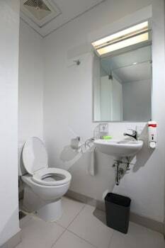 Whiz Hotel Cikini