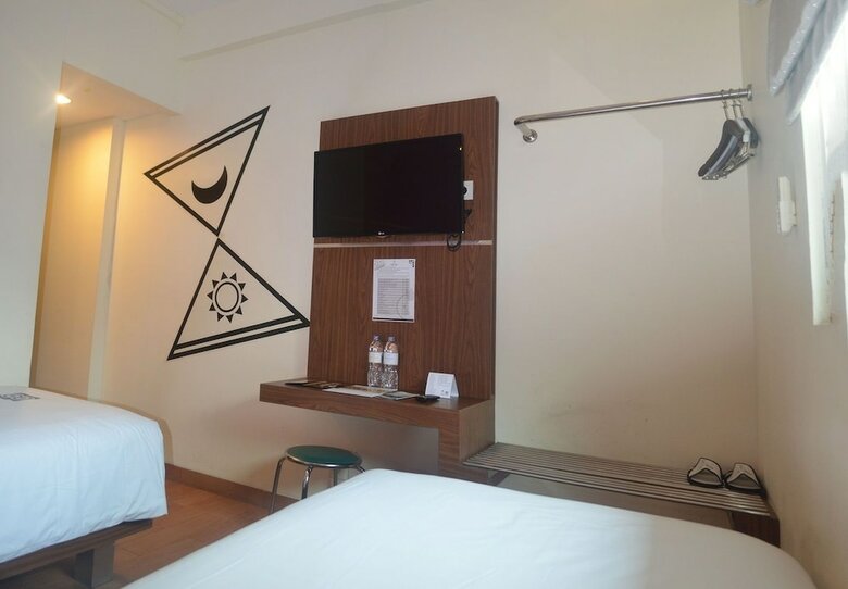 World Hotel Jakarta