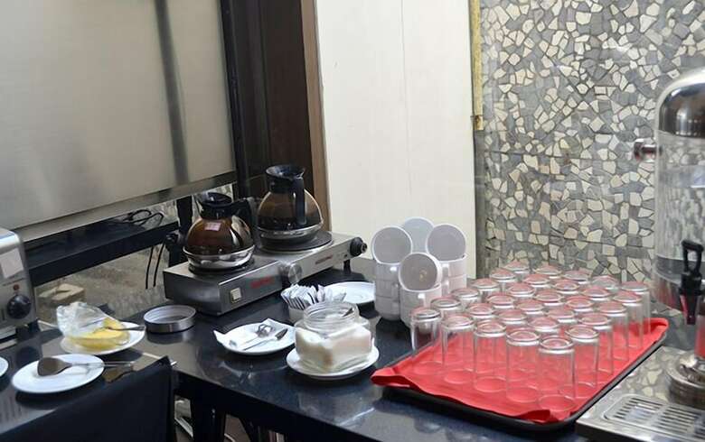 World Hotel Jakarta