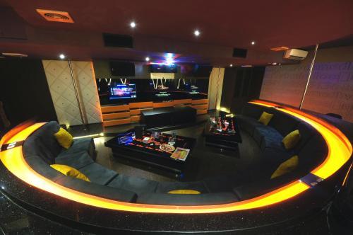 B Fashion Hotel