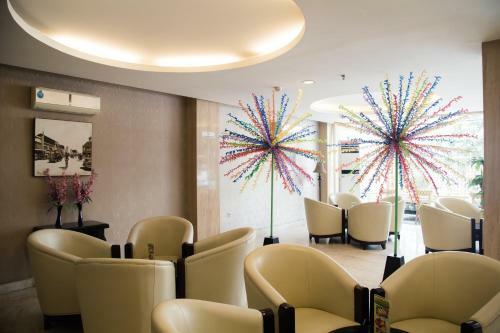 Glassio Hotel Roxy, Jakarta