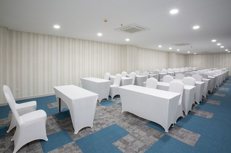 Hotel Avissa Suites