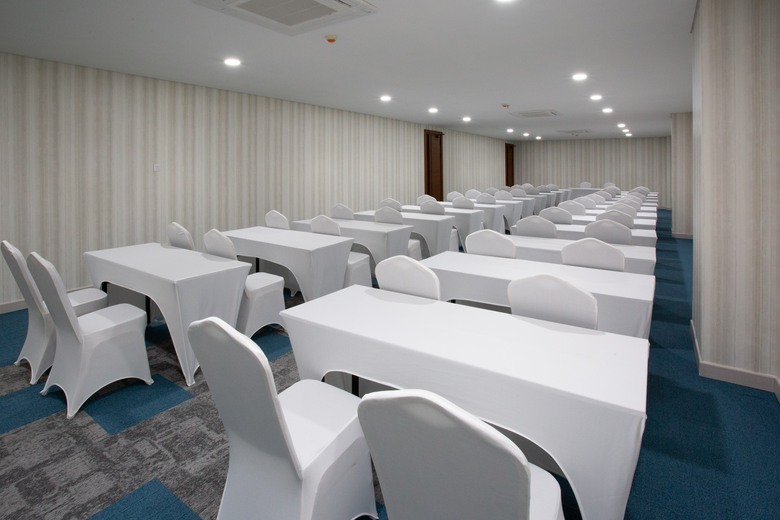 Hotel Avissa Suites