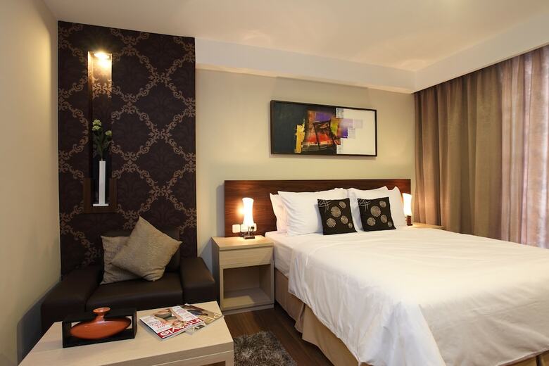 Hotel Avissa Suites