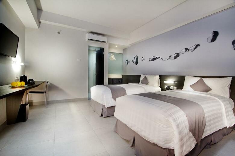 Neo Hotel Tendean Jakarta