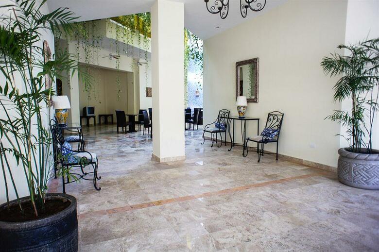 Hotel Los Itzaes