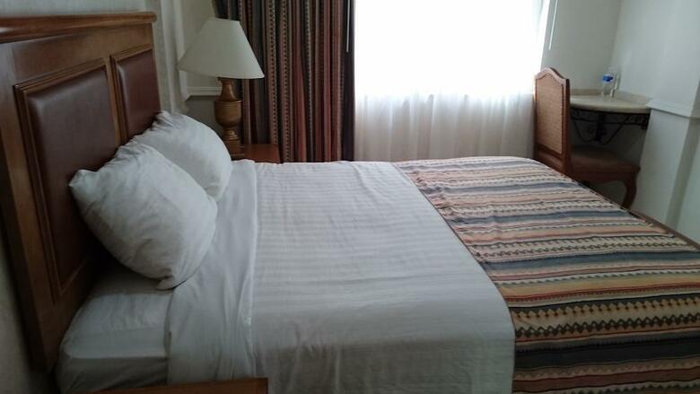 Hotel Savoy Express Torre�n