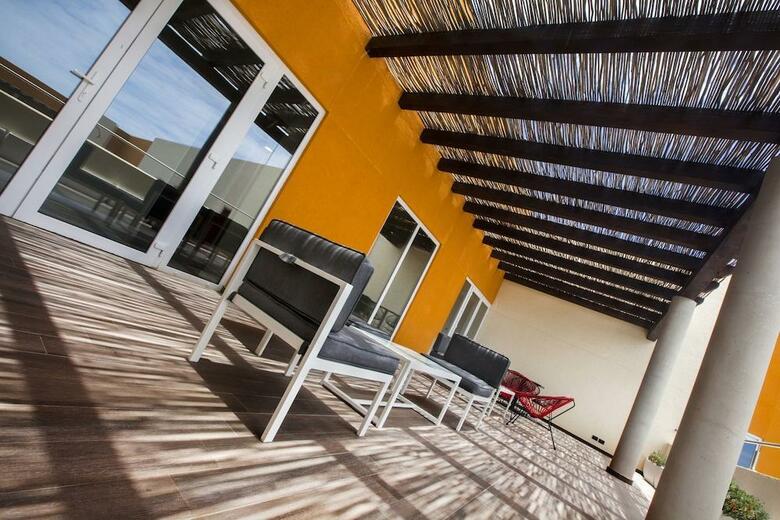Hotel City Suites Cabo San Lucas